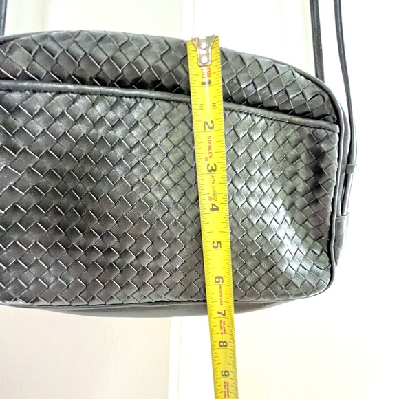 Ganson/Black/ShoulderbagWeave/Double Strap/Zipper Closure/Vintage/Hong Kong - Picture 10 of 15